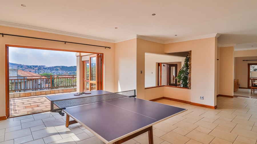 4 Bedroom Property for Sale in Aspen Hills Gauteng
