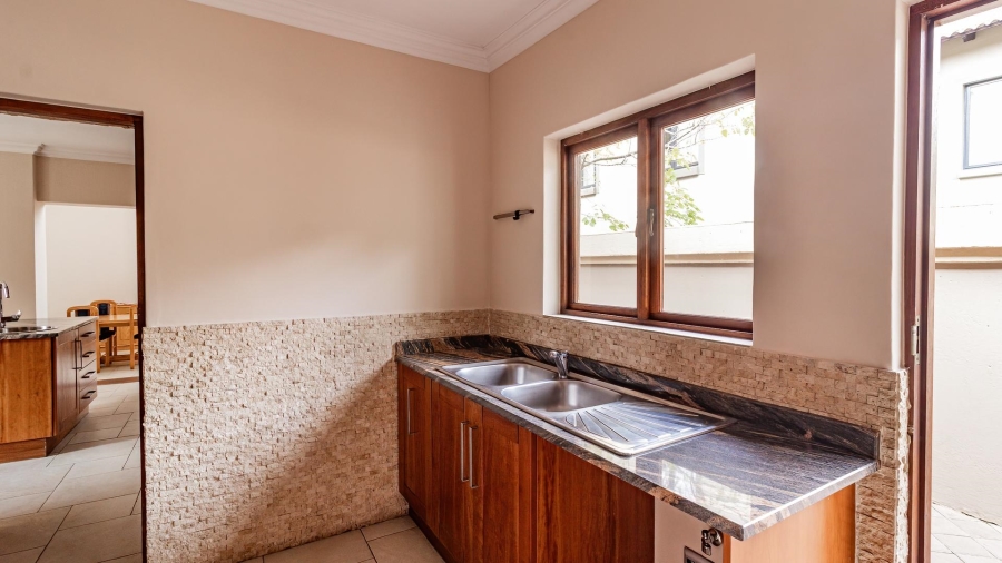 4 Bedroom Property for Sale in Aspen Hills Gauteng