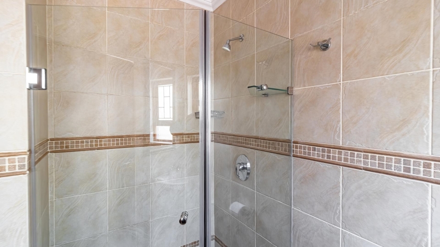 4 Bedroom Property for Sale in Aspen Hills Gauteng