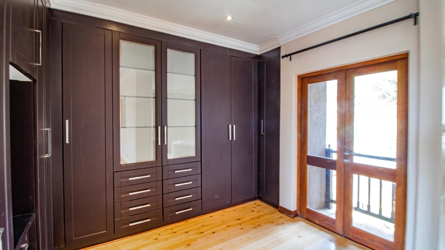 4 Bedroom Property for Sale in Aspen Hills Gauteng