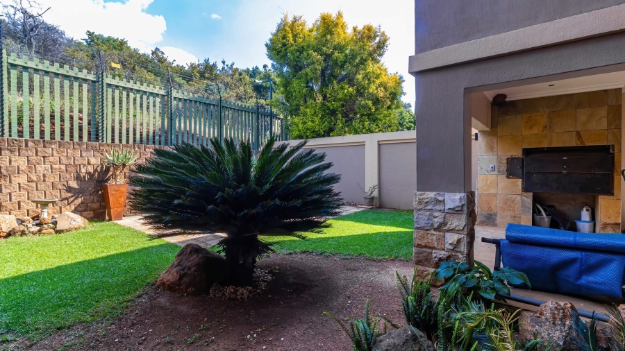 4 Bedroom Property for Sale in Aspen Hills Gauteng