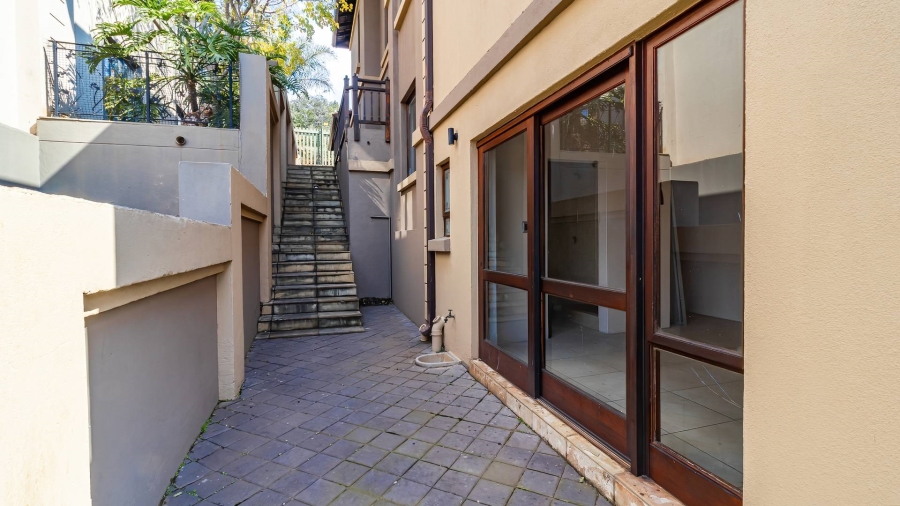 4 Bedroom Property for Sale in Aspen Hills Gauteng