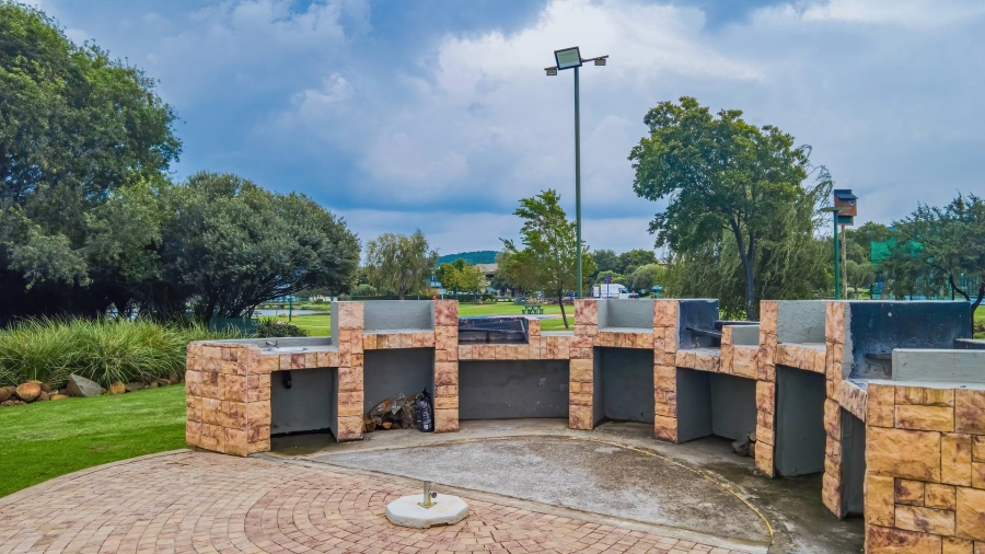 4 Bedroom Property for Sale in Aspen Hills Gauteng