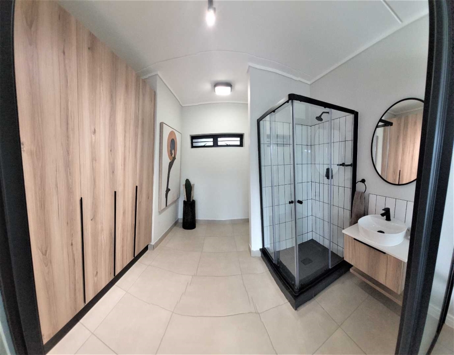 1 Bedroom Property for Sale in Aspen Hills Gauteng