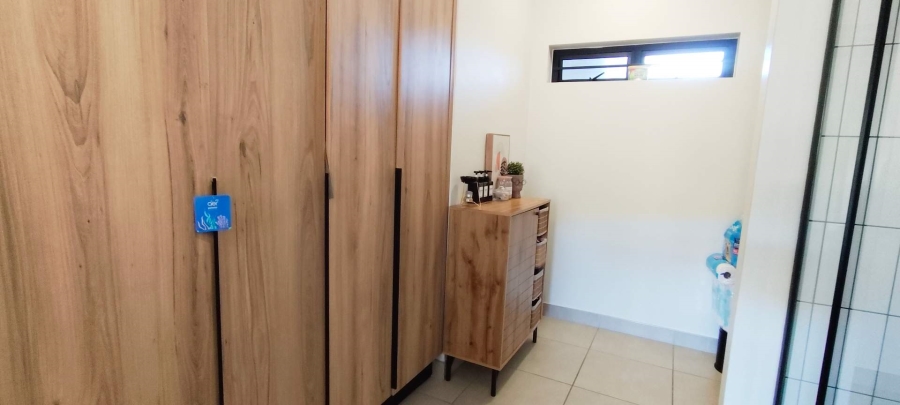 1 Bedroom Property for Sale in Aspen Hills Gauteng