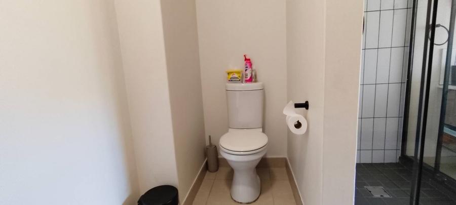 1 Bedroom Property for Sale in Aspen Hills Gauteng