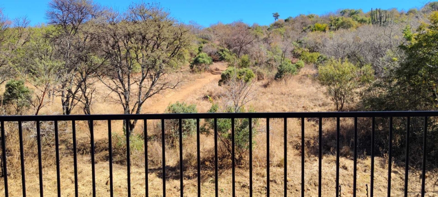 1 Bedroom Property for Sale in Aspen Hills Gauteng