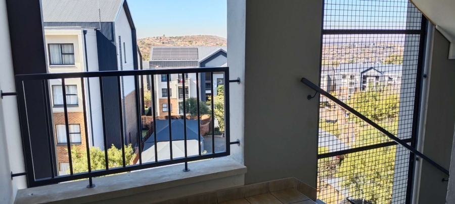 1 Bedroom Property for Sale in Aspen Hills Gauteng