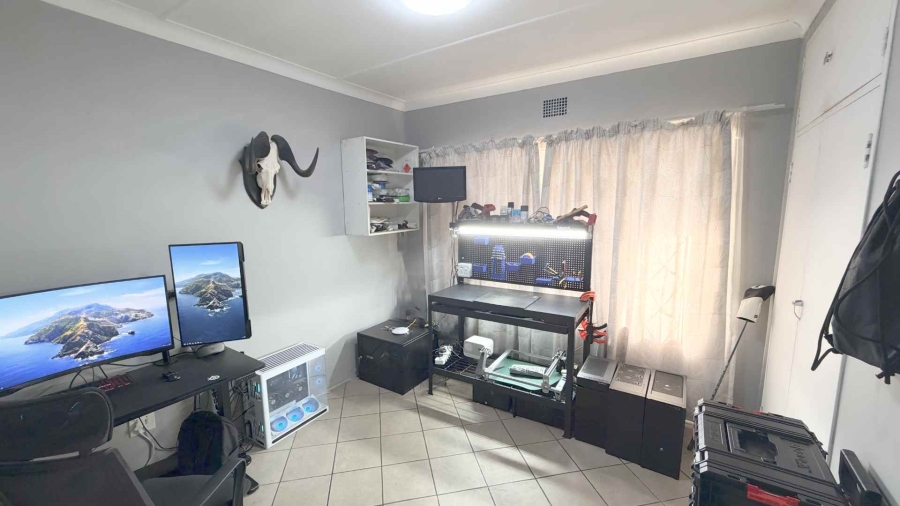 3 Bedroom Property for Sale in Randhart Gauteng