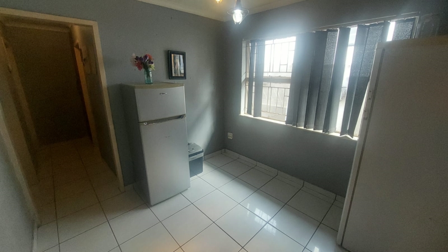 2 Bedroom Property for Sale in Tulisa Park Gauteng