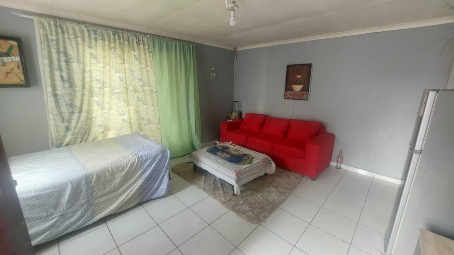 2 Bedroom Property for Sale in Tulisa Park Gauteng