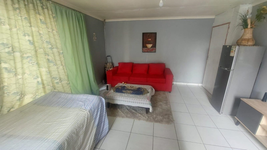 2 Bedroom Property for Sale in Tulisa Park Gauteng