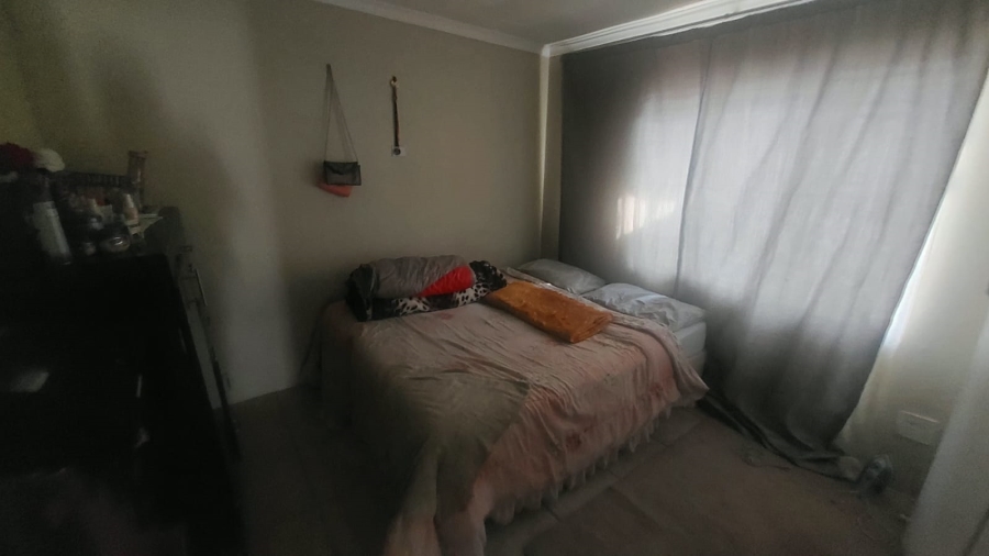 2 Bedroom Property for Sale in Tulisa Park Gauteng