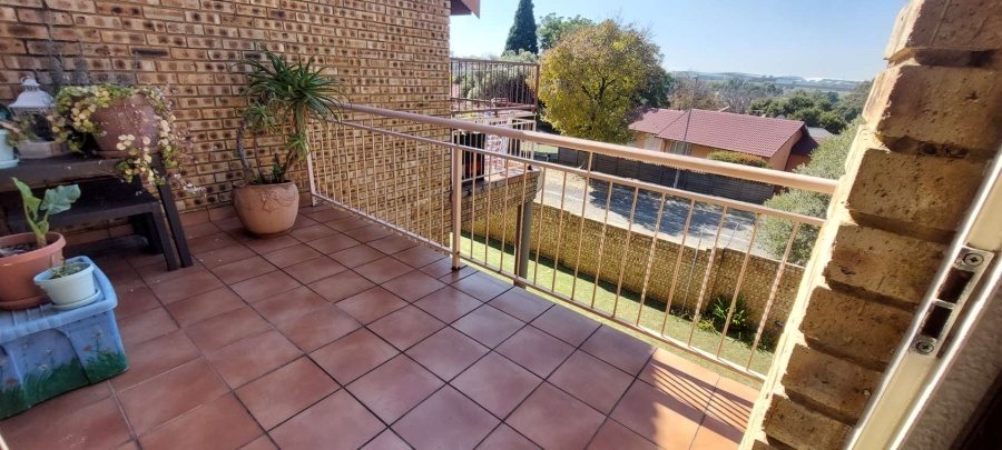 2 Bedroom Property for Sale in Elandspark Gauteng