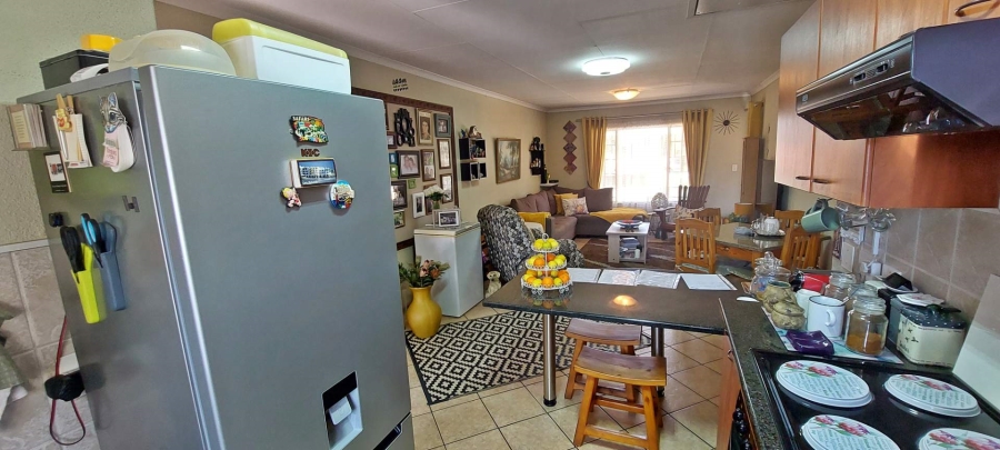 2 Bedroom Property for Sale in Elandspark Gauteng