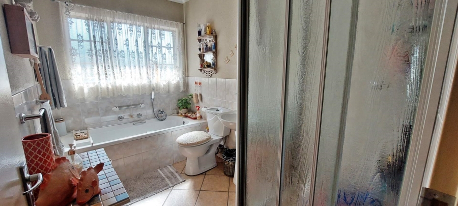 2 Bedroom Property for Sale in Elandspark Gauteng