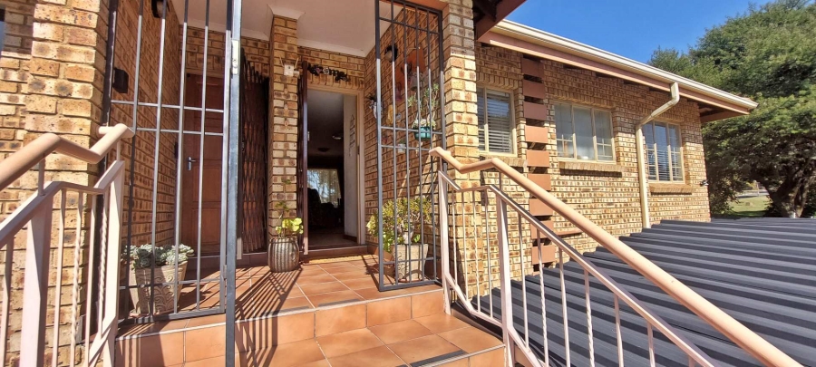2 Bedroom Property for Sale in Elandspark Gauteng