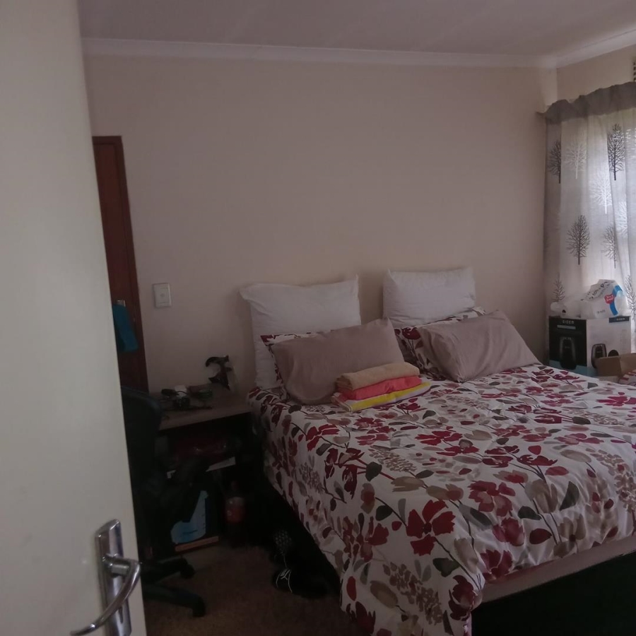 3 Bedroom Property for Sale in Clayville Gauteng