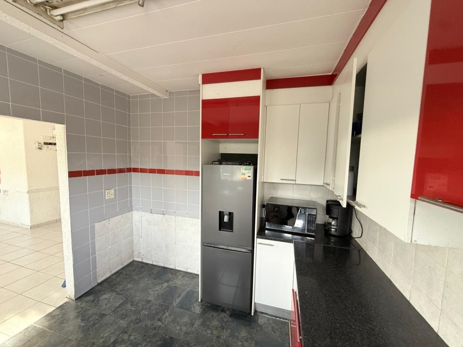 2 Bedroom Property for Sale in Birchleigh Gauteng