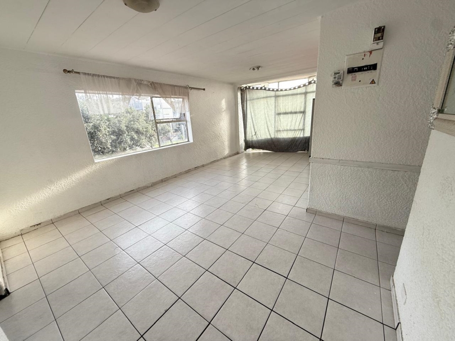 2 Bedroom Property for Sale in Birchleigh Gauteng