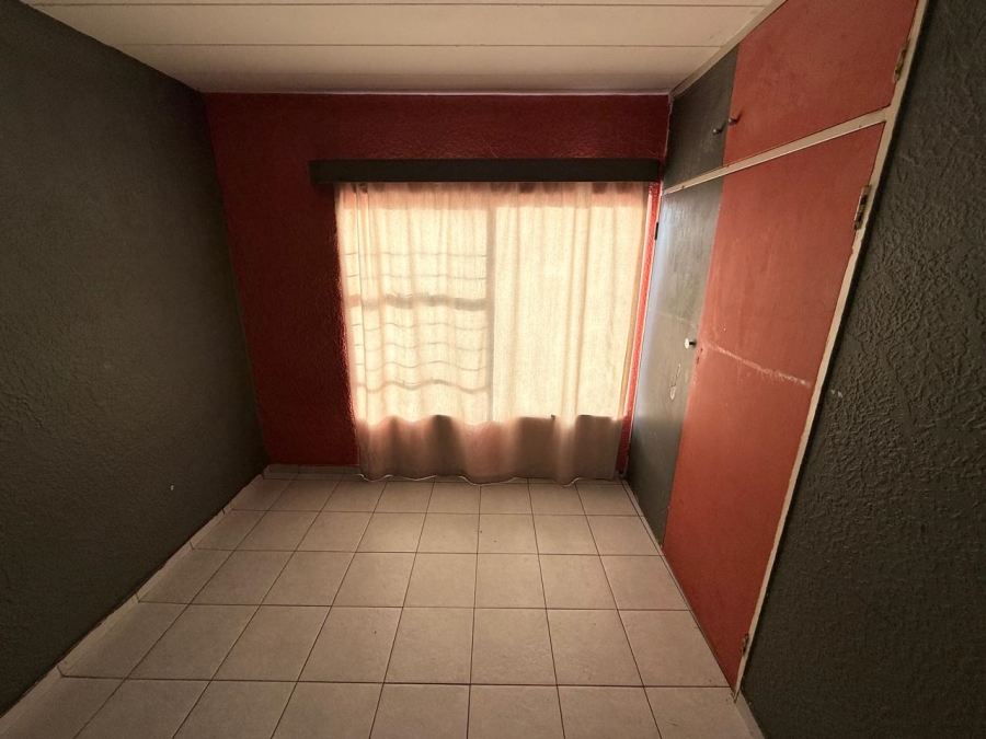 2 Bedroom Property for Sale in Birchleigh Gauteng