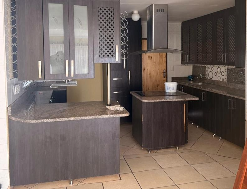 3 Bedroom Property for Sale in The Orchards Gauteng