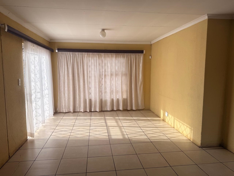 3 Bedroom Property for Sale in The Orchards Gauteng