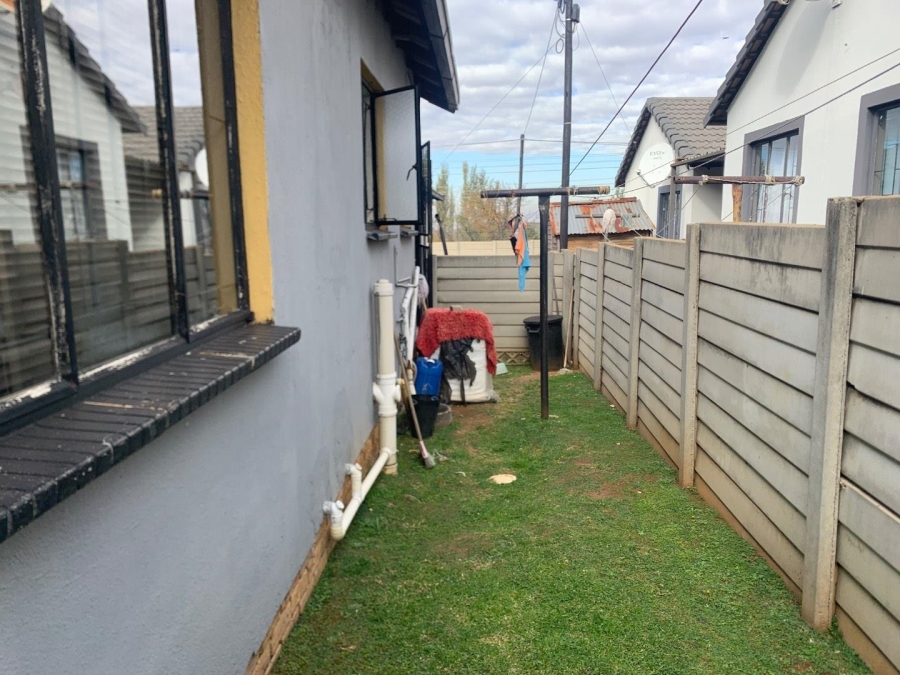 2 Bedroom Property for Sale in Naturena Gauteng