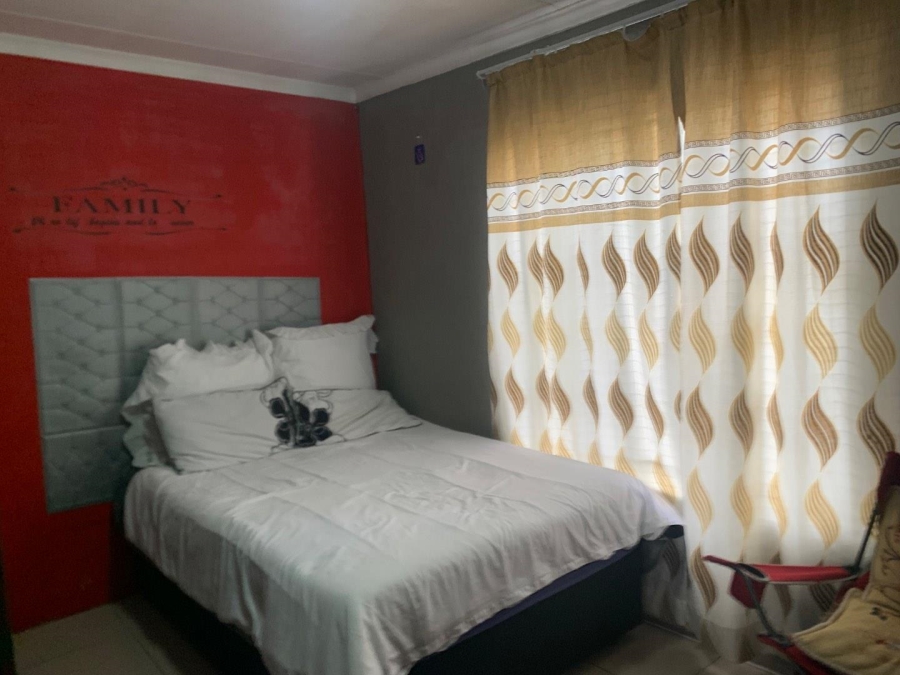 2 Bedroom Property for Sale in Naturena Gauteng