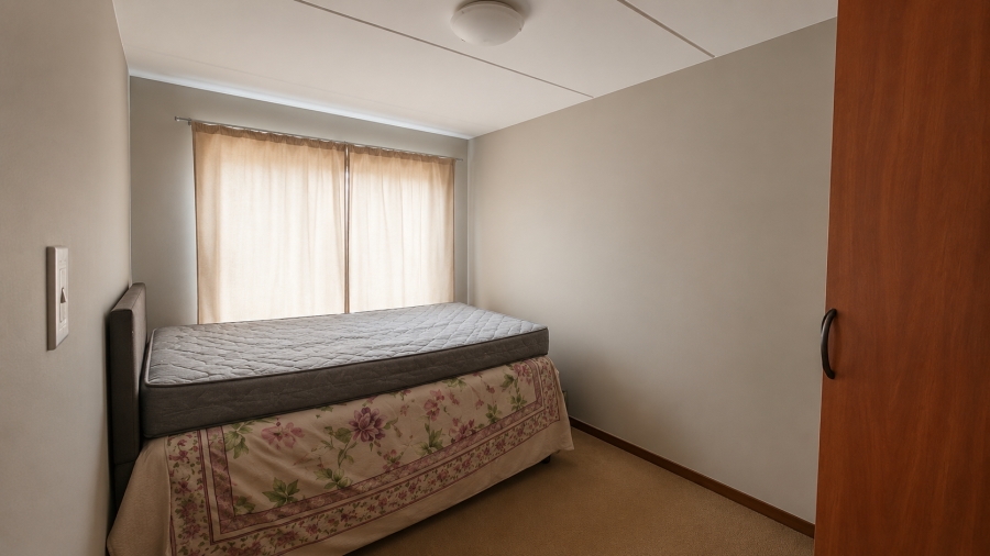 2 Bedroom Property for Sale in Little Falls Gauteng