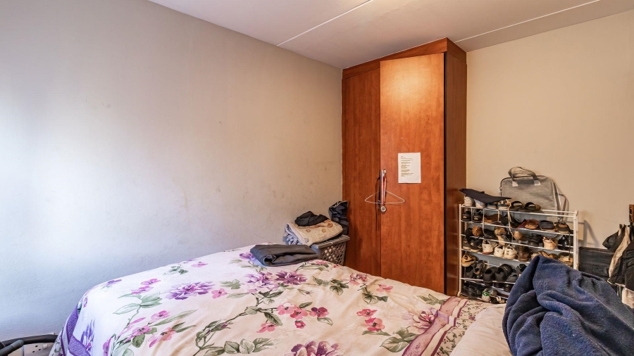 2 Bedroom Property for Sale in Little Falls Gauteng