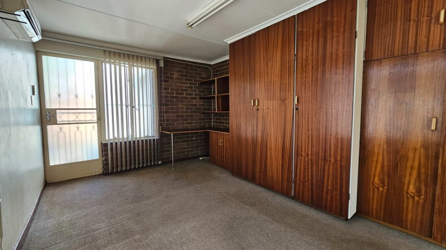 4 Bedroom Property for Sale in Pretoria North Gauteng