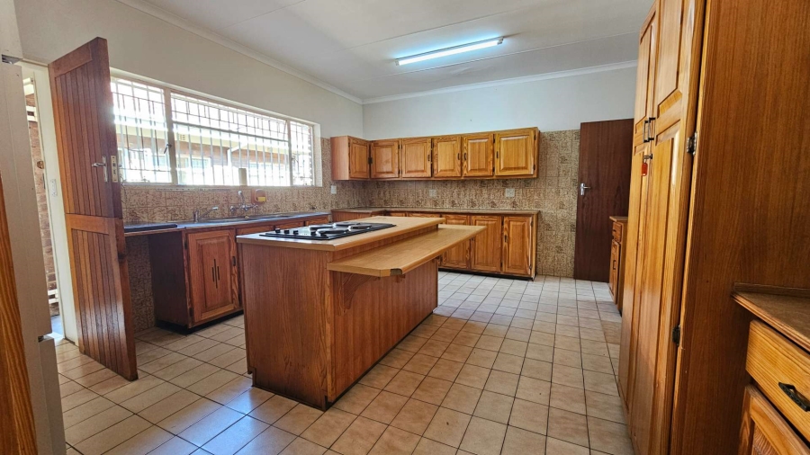 4 Bedroom Property for Sale in Pretoria North Gauteng