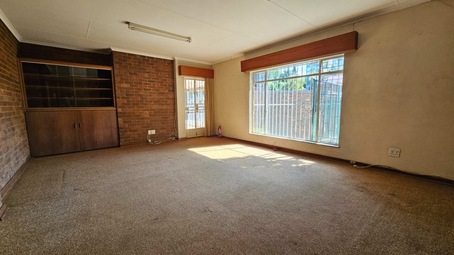 4 Bedroom Property for Sale in Pretoria North Gauteng