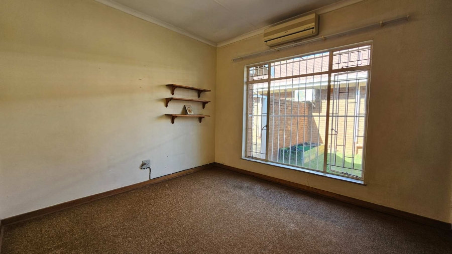 4 Bedroom Property for Sale in Pretoria North Gauteng