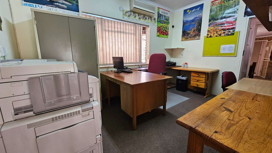 4 Bedroom Property for Sale in Pretoria North Gauteng