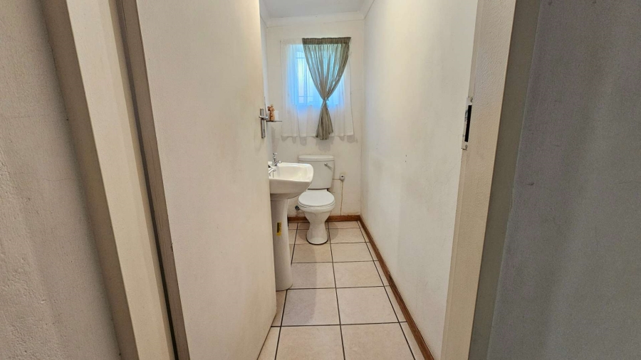 4 Bedroom Property for Sale in Pretoria North Gauteng