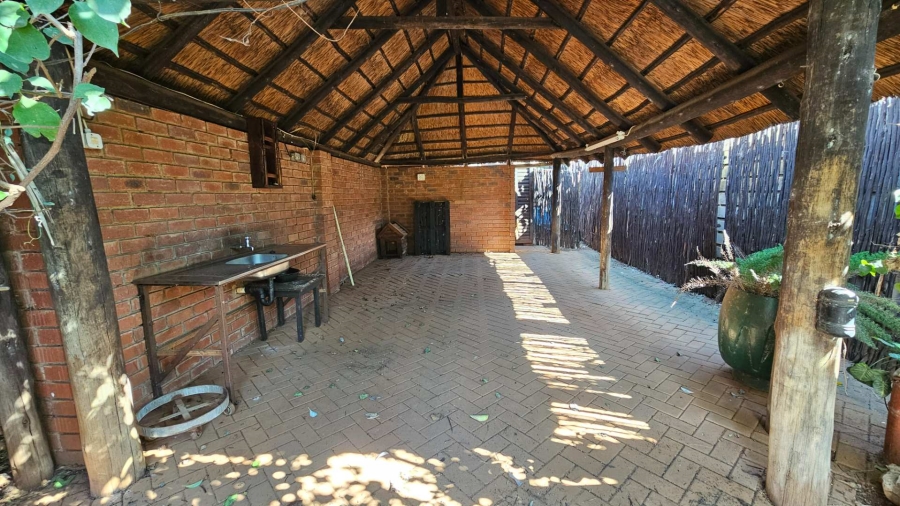 4 Bedroom Property for Sale in Pretoria North Gauteng
