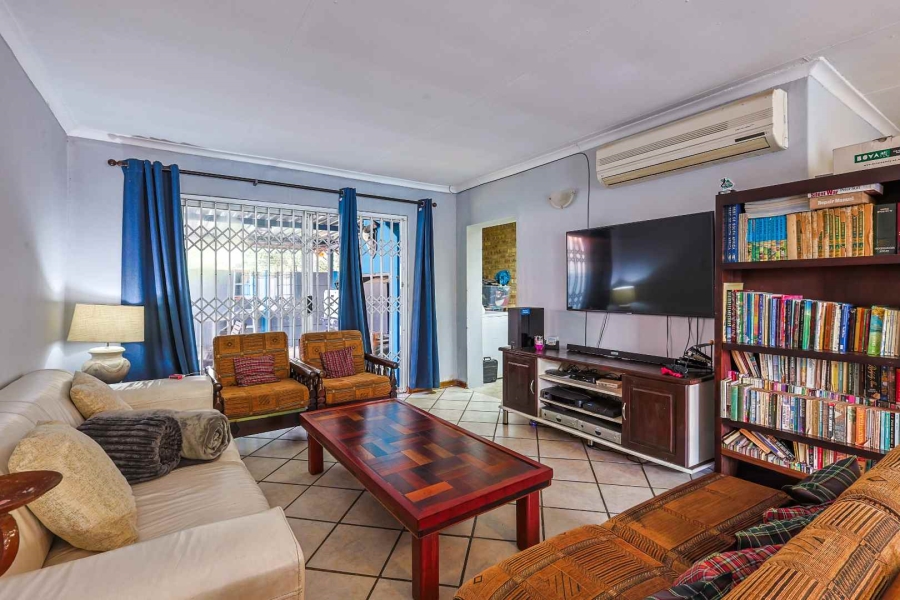 5 Bedroom Property for Sale in Rietfontein Gauteng