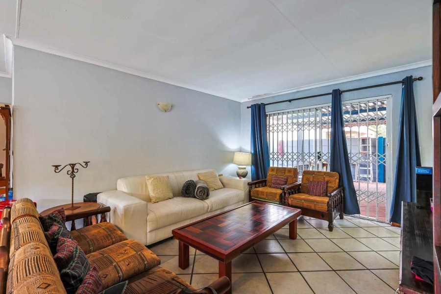 5 Bedroom Property for Sale in Rietfontein Gauteng