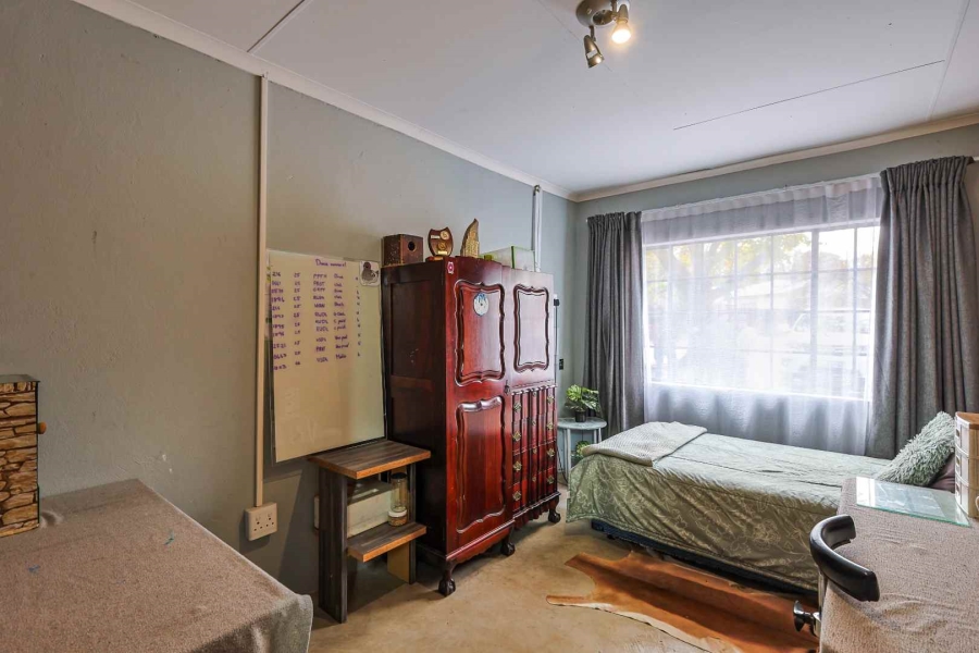 5 Bedroom Property for Sale in Rietfontein Gauteng