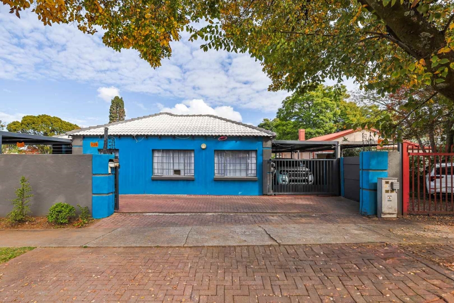 5 Bedroom Property for Sale in Rietfontein Gauteng