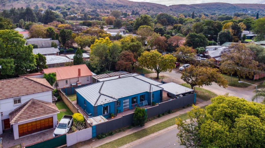 5 Bedroom Property for Sale in Rietfontein Gauteng