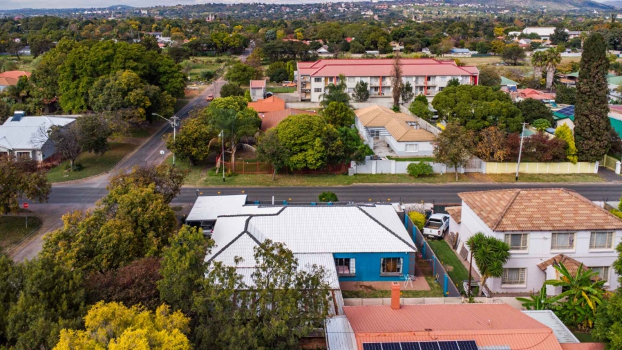 5 Bedroom Property for Sale in Rietfontein Gauteng
