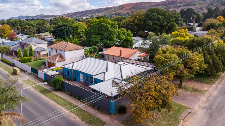 5 Bedroom Property for Sale in Rietfontein Gauteng