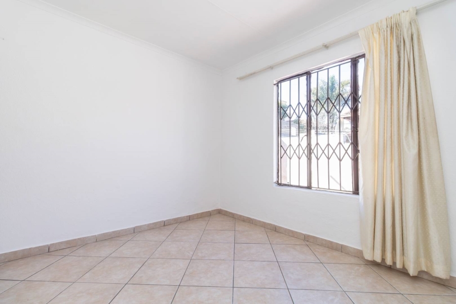 4 Bedroom Property for Sale in Cosmo City Gauteng