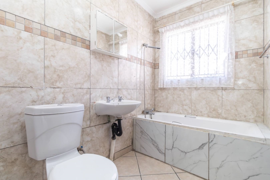 4 Bedroom Property for Sale in Cosmo City Gauteng