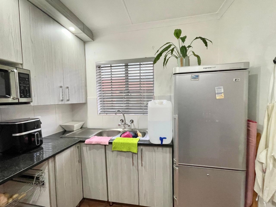 2 Bedroom Property for Sale in Meyerspark Gauteng