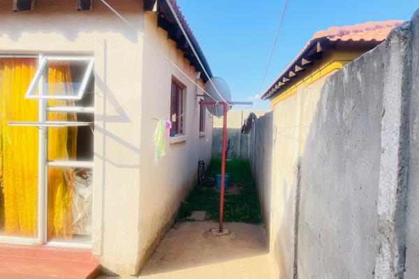 To Let 3 Bedroom Property for Rent in Roodepoort Gauteng
