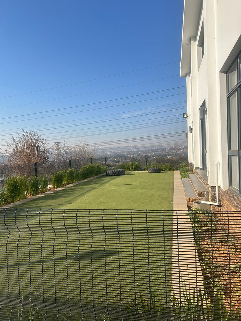 To Let 3 Bedroom Property for Rent in Greenstone Hill Gauteng